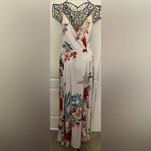Lulu's White Floral Maxi Dress - Picture 1 of 8
